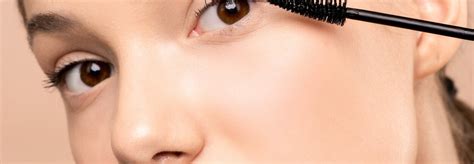 applying makeup step  step bright beauty vanity bright beauty vanity