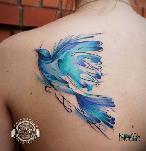 Синяя птица на спине в стиле акварель, мастер Lenara Nerpa (ID:14337)