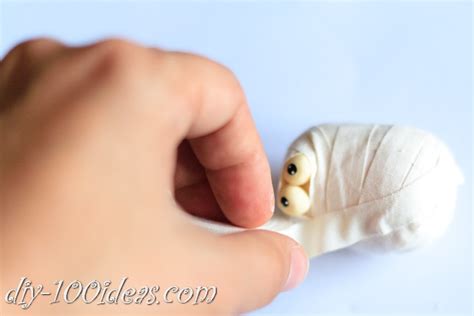 Craft Halloween Mummies | DIY 100 Ideas