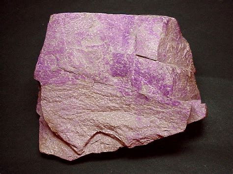 Сугилит или Шугилит, Sugilite, Sugilith, • Mineral Catalog