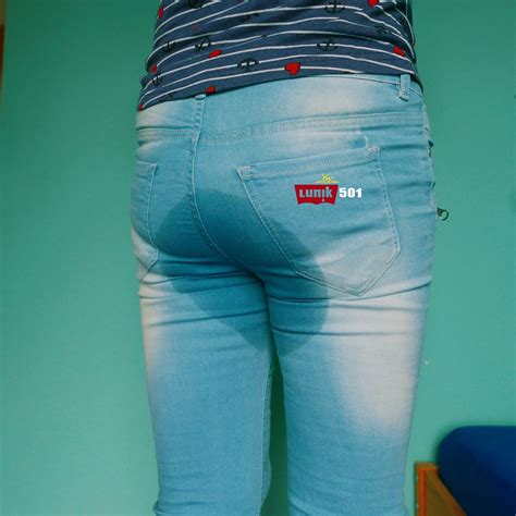 desperation wetting on Tumblr