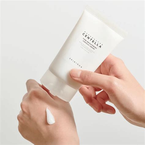 Крем для лица осветляющий капсульный с центеллой «Tone Brightening ...