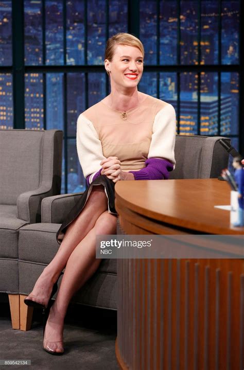 Mackenzie Davis's feet