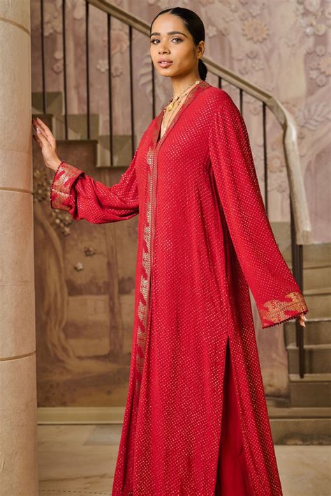 New Arrivals – Page 4 – Tarun Tahiliani