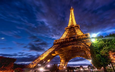 Desktop Eiffel Tower HD Wallpapers Free Download
