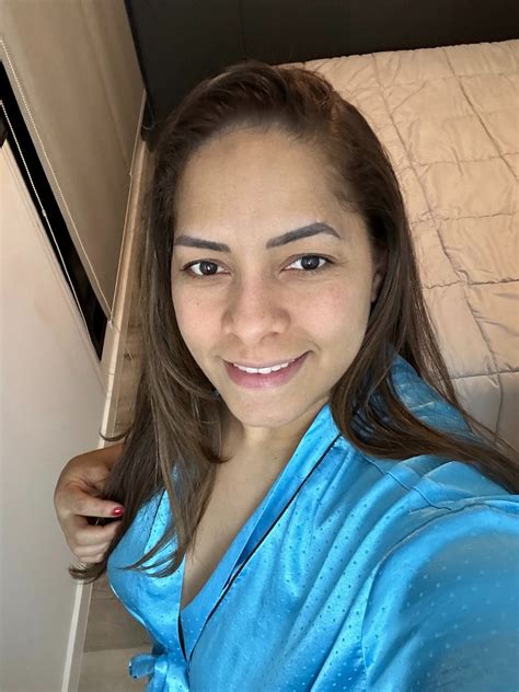 I Need A Boyfriend, I Don't Care If You're Poor Or Rich. Because I Have 💸