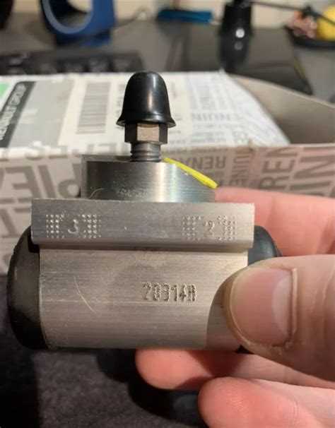 Купить 441003419R, цилиндр тормозной колесный рабочий задний Renault ...