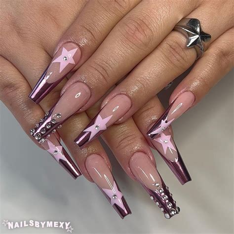 30 Amazing Star Nails to Inspire You