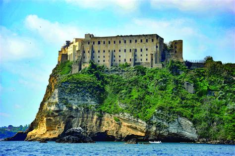 Palazzo d'Avalos di Procida | Tour guidato