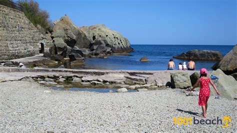 Детский пляж Алупки (Children's Beach of Alupka beach)