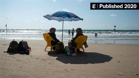 Israel Quietly Opens Its Borders, and Palestinians Have a Beach Day