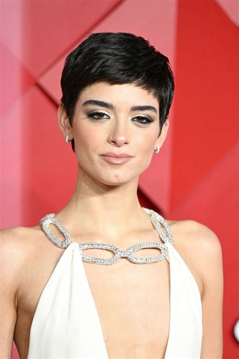 Dixie D'Amelio – Fashion Awards 2022 in London • CelebMafia