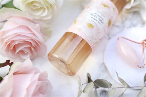 NOVEDADES | BOTANICAL NUDE TONIC de VERA & THE BIRDS - Daphne's Black Liner