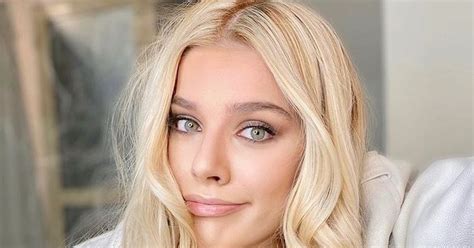 Arilena Ara është bërë yll - Showbiz