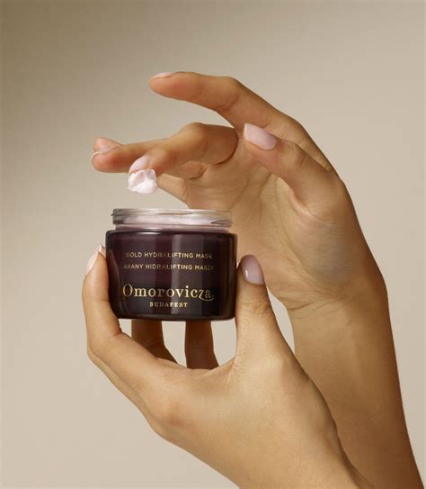 Gold Hydralifting Mask – Omorovicza