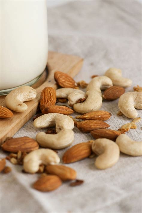 6 Nuts You Should Never Eat