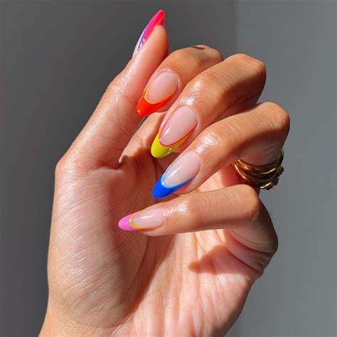 20 Gel Nail Ideas for Spring: Trending This Season