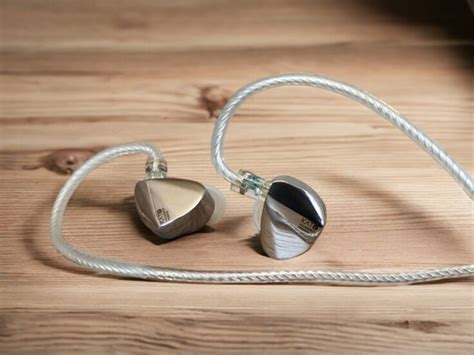 MOONDROP KATO REVIEW – The Headphoneer