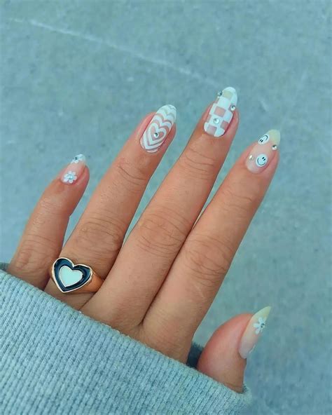 30+ Adorable Short Blue Nails Ideas for Cooler Vibes in 2022!
