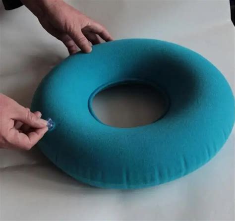 Inflatable Medical Ring Donut Hemorrhoid Seat Cushion With Air Pump ...