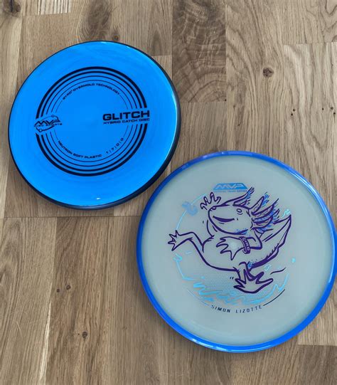 This Simon guy is really good at moving discs😅 : r/BlueDiscs