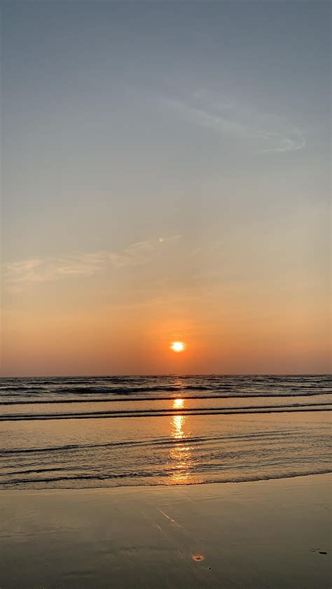 Sunset Pantai Wallpaper - Homecare24