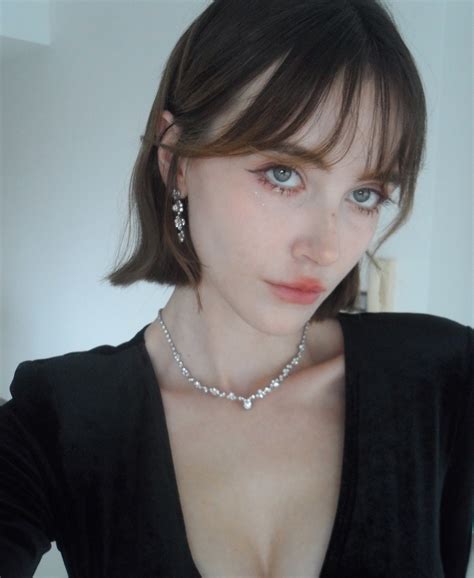 Toni 토니 Model 모델 ♡ (@toni.marie.graham) • Instagram photos and videos