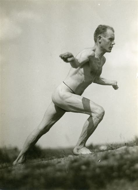 Paavo Nurmi – THE FLYING FINN – Bibliografia