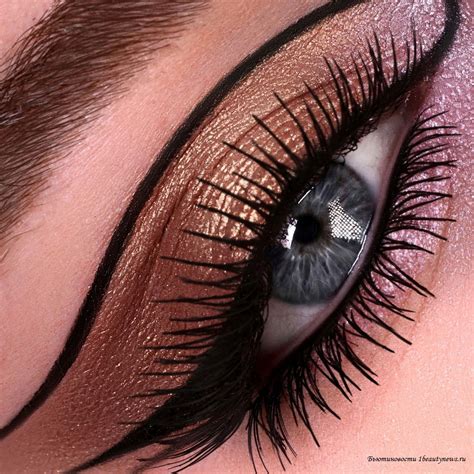 Новые пигменты для глаз Pat McGrath ChromaLuxe Artistry Pigment 2023 ...