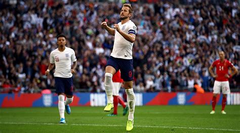 Quiz! Can you name the last 20 players to captain England? | FourFourTwo