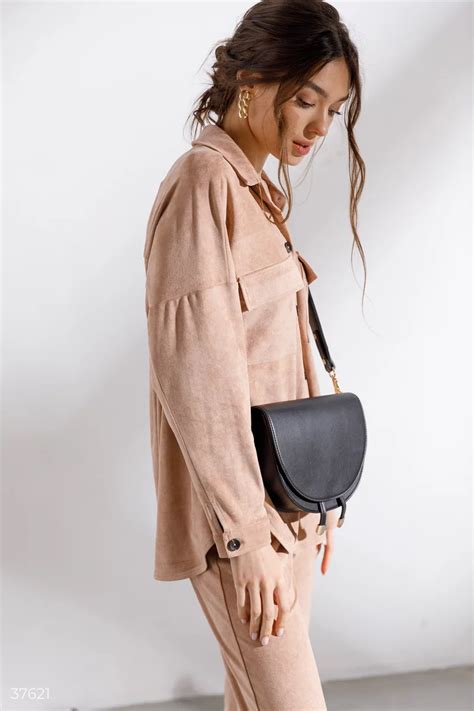 Замшевый костюм в casual-стиле (арт. 37621) ♡ интернет-магазин Gepur
