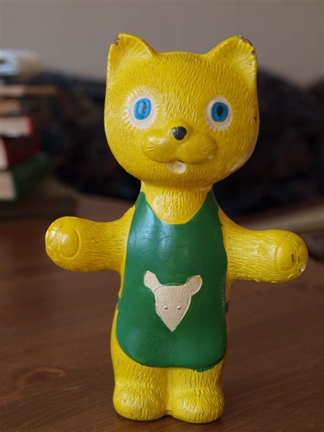 Игрушка СССР Кот Котик Котенок резиновая | Vintage toys, Dinosaur ...