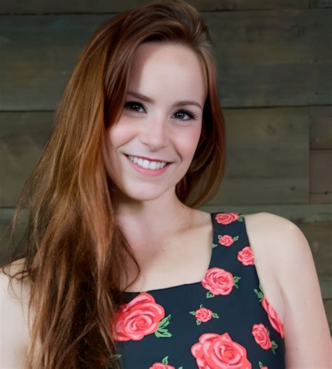 Bella Rossi (Actress) Age, Biography, Career, Weight, Boyfriend, Height