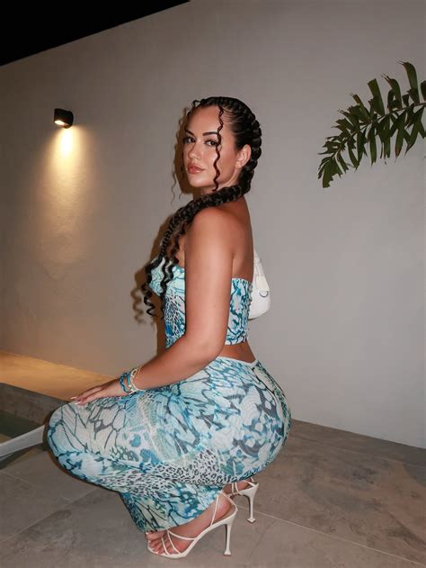 Jadeteen - Jadeteen added a new photo.