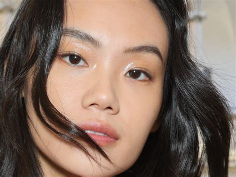 Bora Bora Braids are The Protective Style for Girls on The Go | Vogue