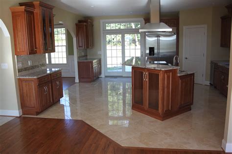 Matching Countertops to Cabinets | Dalene FlooringDalene Flooring