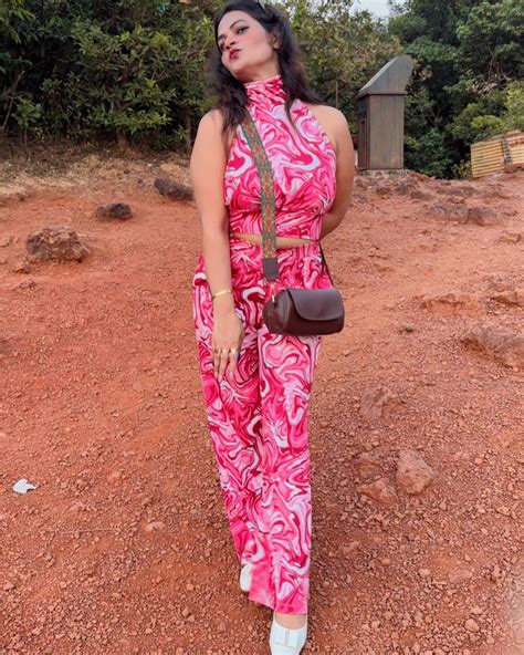 Malvika Tomar🧿 (@malvika_tomar_) • Instagram photos and videos