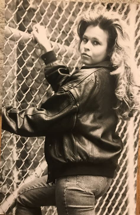 Chelsea Handler on Twitter: "Here’s looking at you, 2022! I can’t wait