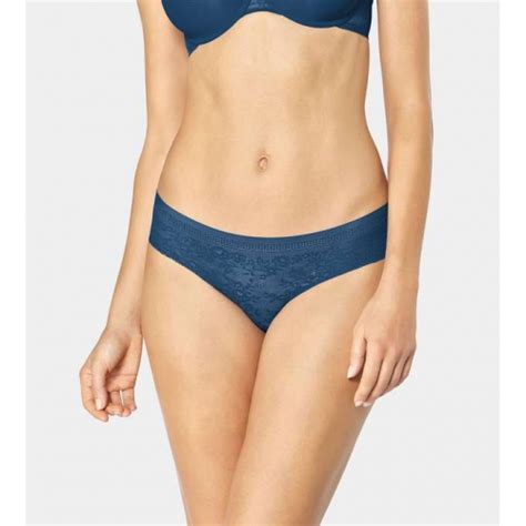 Трусы sloggi ZERO Lace Hipster – купить по цене 1 999 ₽ в интернет ...