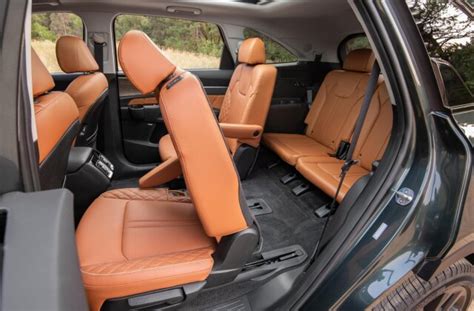 SUVs With the Best Third-Row Seats | U.S. News