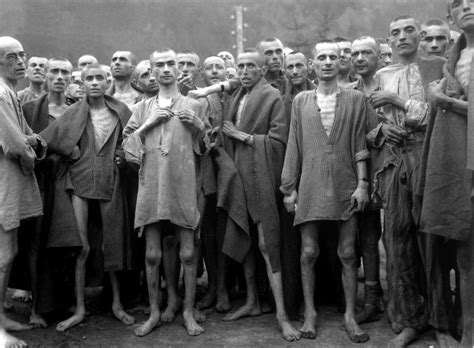 10 Famous Black and White Photojournalists | MONOVISIONS - Black ...