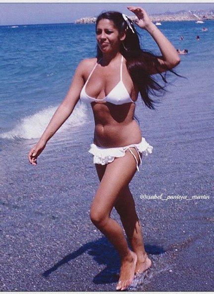 ¿Habías visto antes estas fotos de Isabel Pantoja de joven?