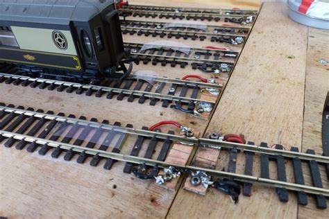 Martin's very clever uncoupling system - Model railroad layouts ...