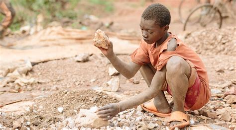 children  working  gold mining  uganda stop