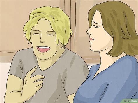 How to Know if a Guy Is a Creeper: 12 Signs to Watch Out For