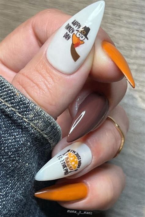 27 Perfect Thanksgiving Nails For the Festive Season - London ...