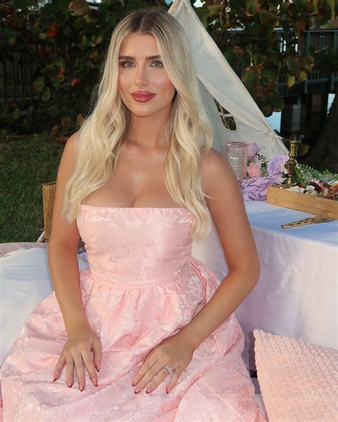 Kaitlyn Bertrand (@kaitlynbertrandd) • Instagram photos and videos