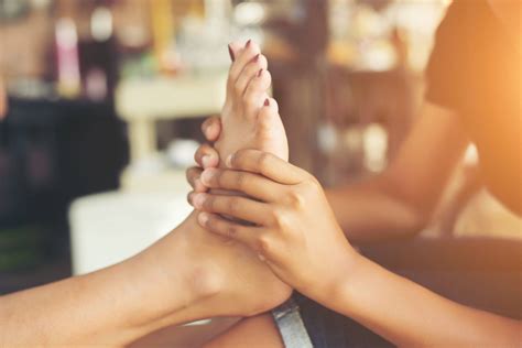 Stepping Out of Heel Pain From Plantar Fasciitis | Active Approach