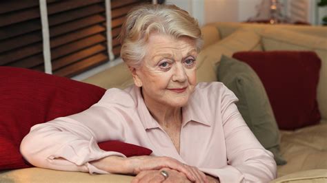 Angela Lansbury, TV’s Favorite Sleuth on ‘Murder She Wrote,’ Dies at 96