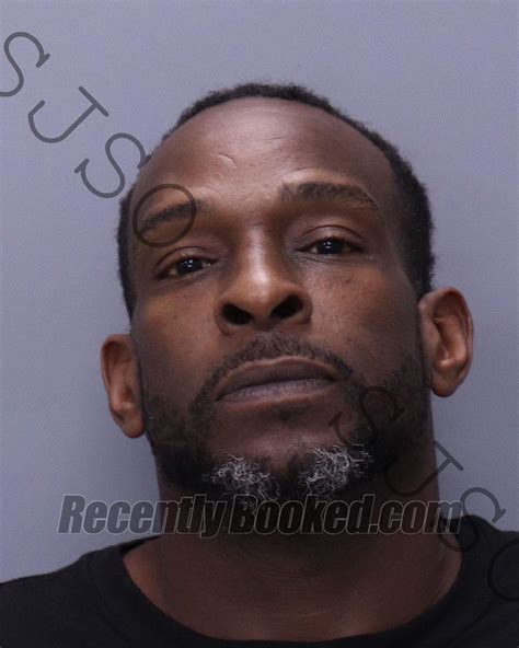 Recent Booking / Mugshot for GOLDIE DEYON JACKSON in St Johns County